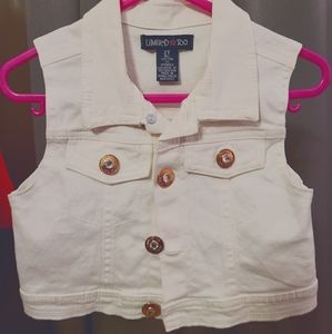 2T white summer vest